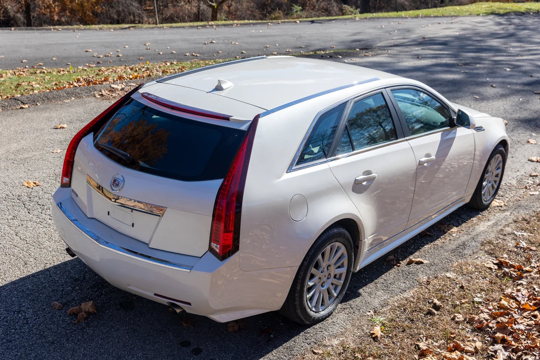 2010 Cadillac CTS 2nd Gen - Image 15 of 31