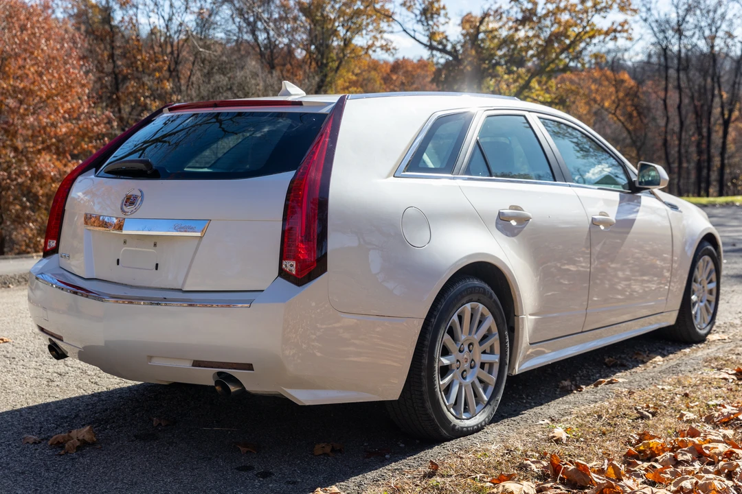 2010 Cadillac CTS 2nd Gen - Image 16 of 31