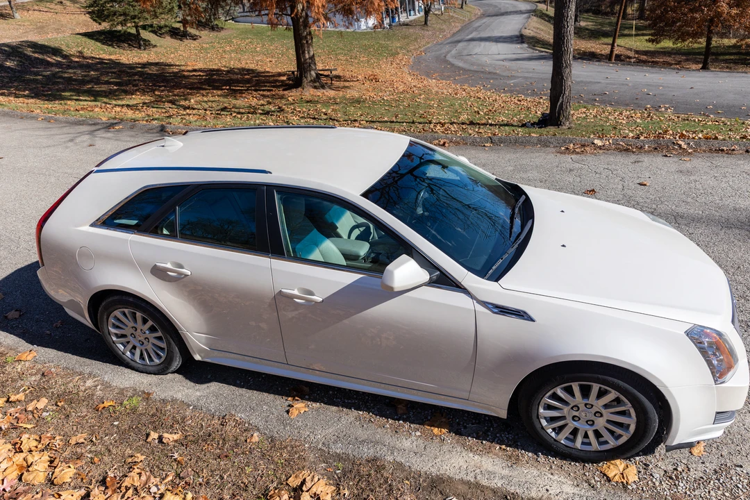 2010 Cadillac CTS 2nd Gen - Image 19 of 31