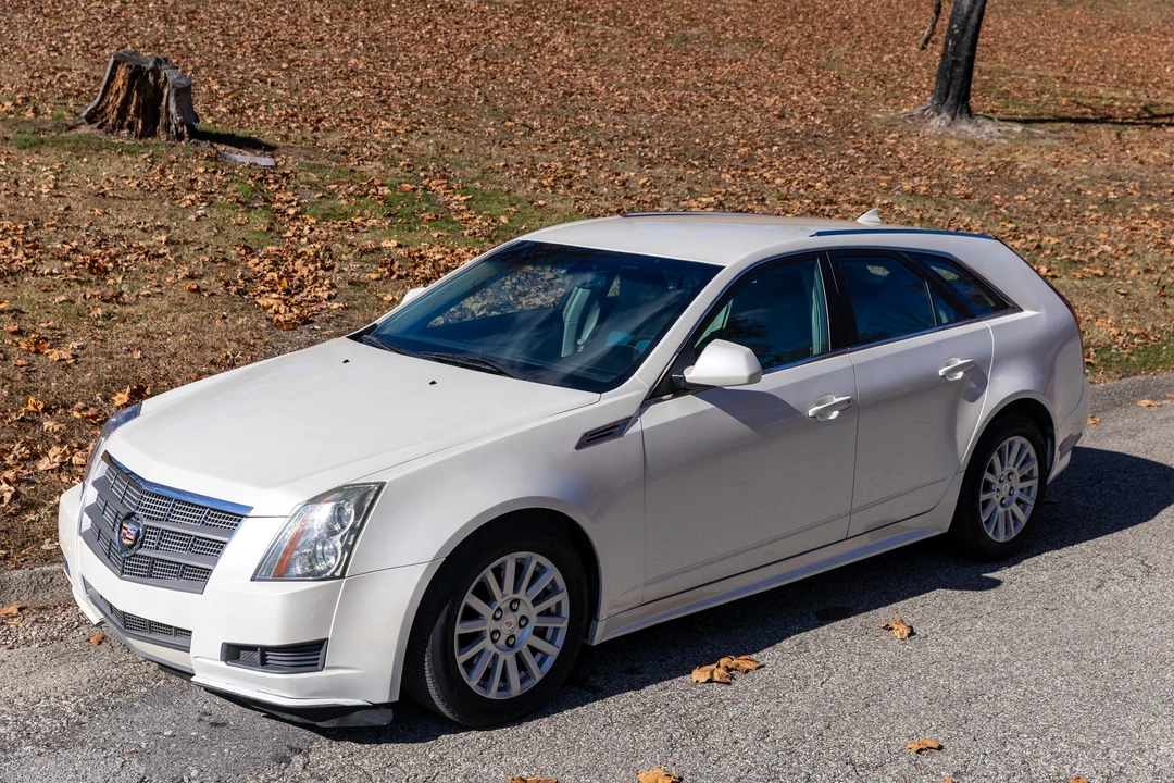 2010 Cadillac CTS 2nd Gen - Image 4 of 31