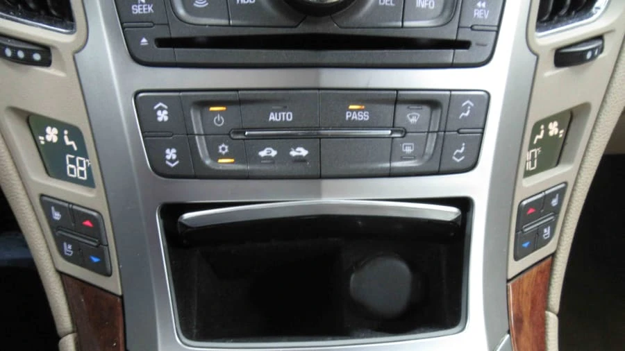 2010 Cadillac CTS 2nd Gen - Image 14 of 22