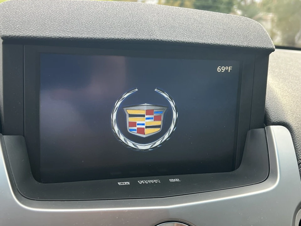 2010 Cadillac CTS 2nd Gen - Image 25 of 31