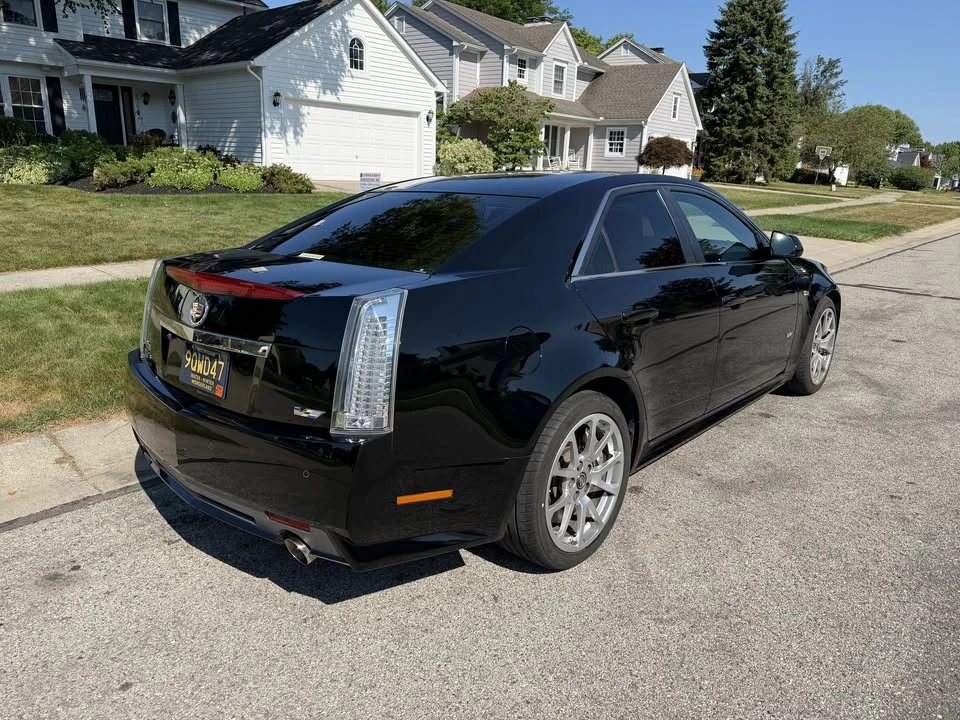 2010 Cadillac CTS-V 2nd Gen - Image 4 of 17