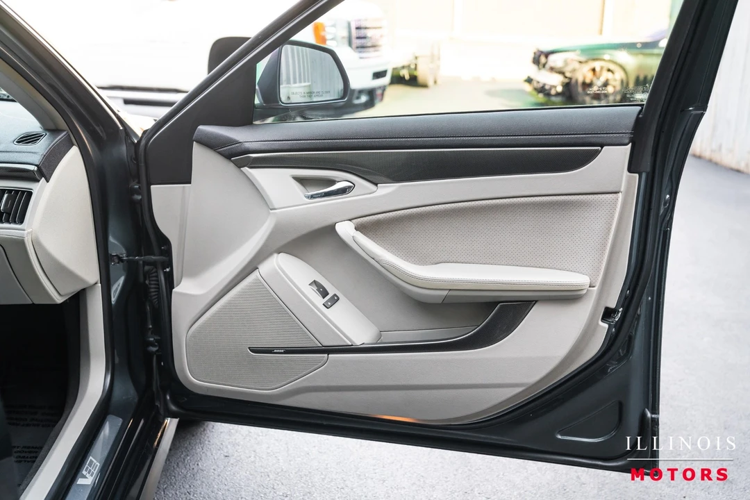 2010 Cadillac CTS-V 2nd Gen - Image 29 of 31