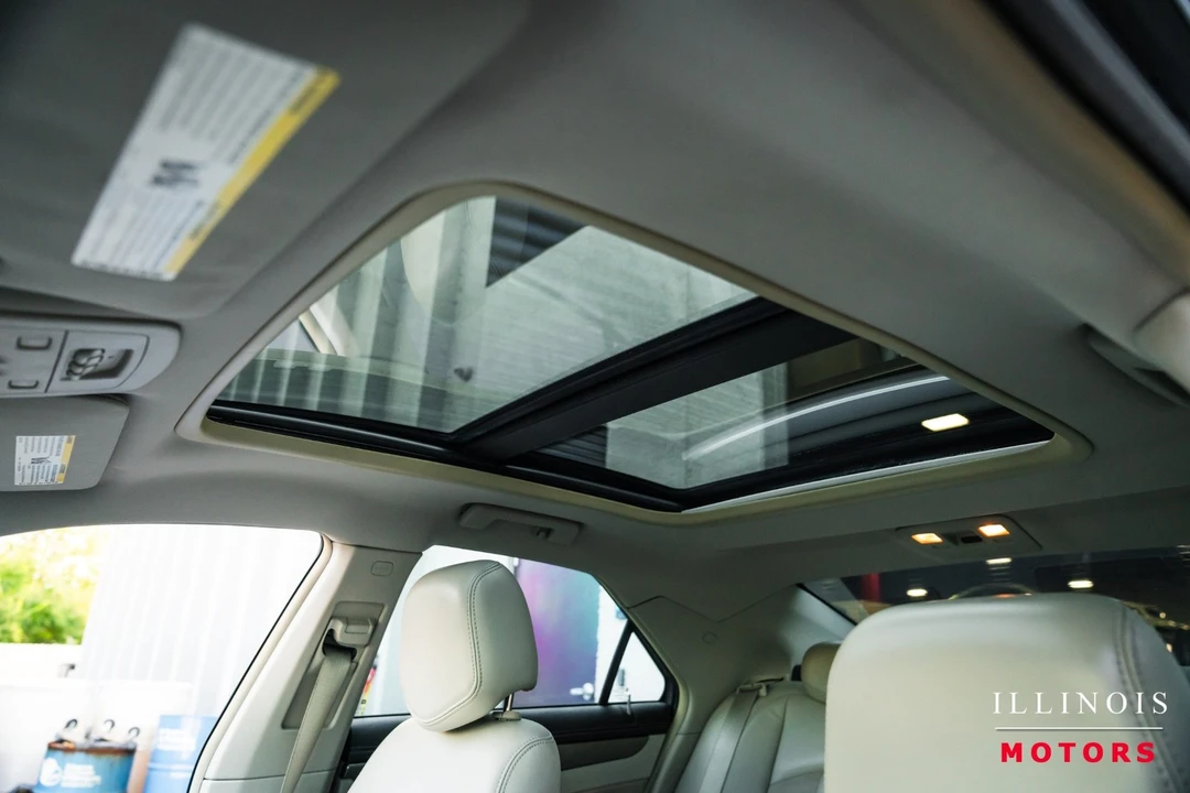 2010 Cadillac CTS-V 2nd Gen - Image 28 of 31