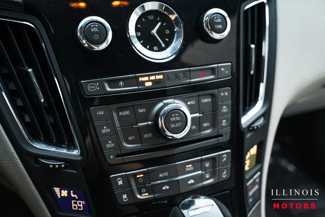 2010 Cadillac CTS-V 2nd Gen - Image 24 of 31