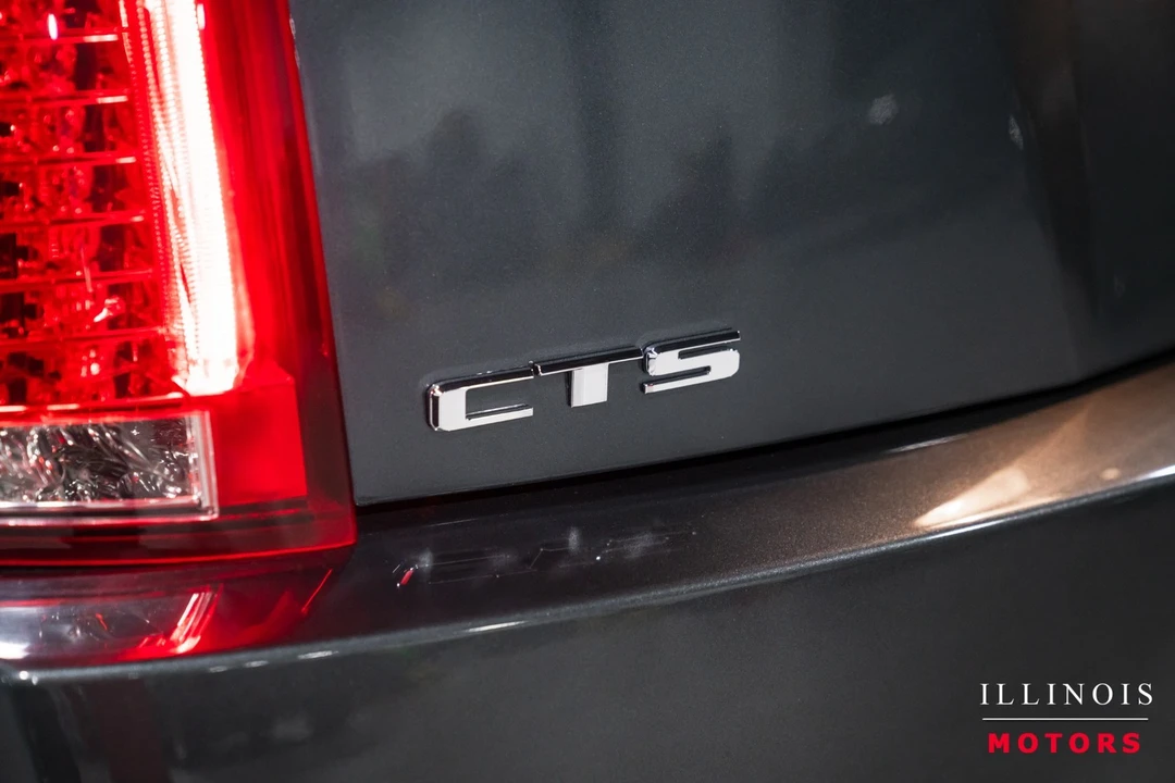 2010 Cadillac CTS-V 2nd Gen - Image 15 of 31