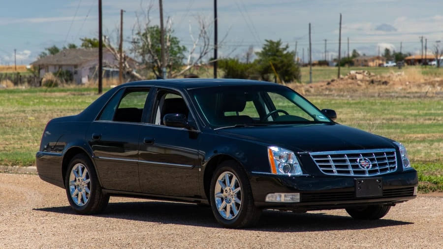 2010 Cadillac DTS - Image 14 of 14
