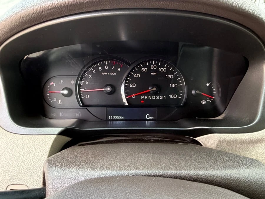 2010 Cadillac DTS - Image 21 of 28
