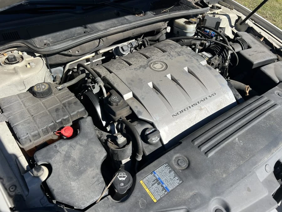 2010 Cadillac DTS - Image 7 of 8