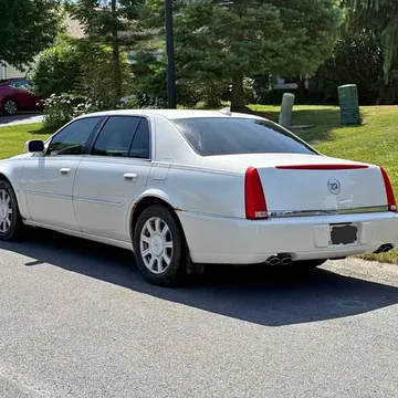 2010 Cadillac DTS