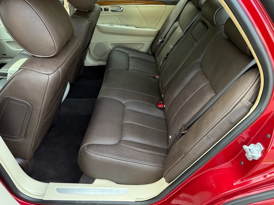 2010 Cadillac DTS - Image 21 of 21