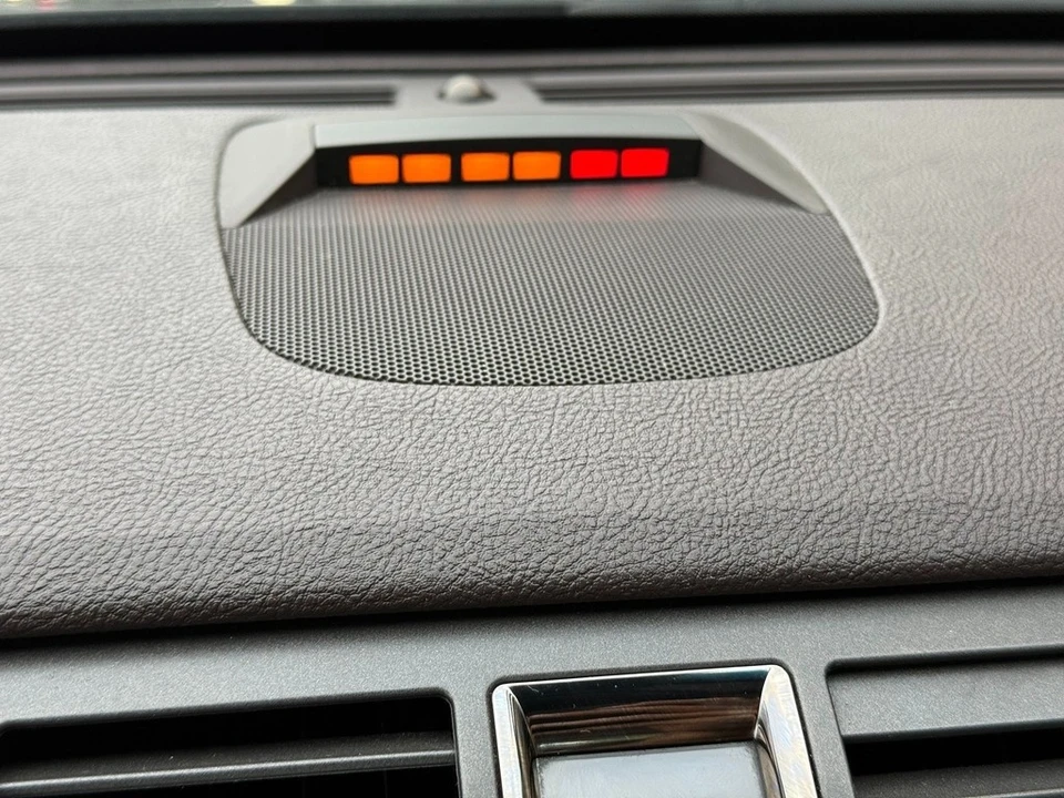 2010 Cadillac DTS - Image 14 of 21