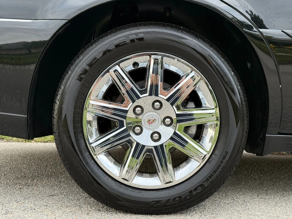 2010 Cadillac DTS - Image 6 of 21
