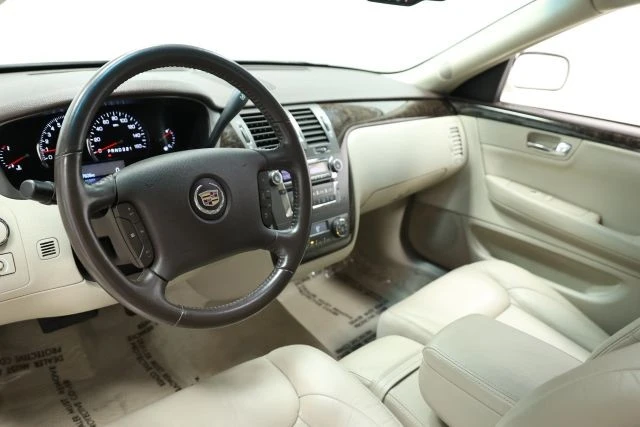 2010 Cadillac DTS - Image 2 of 12
