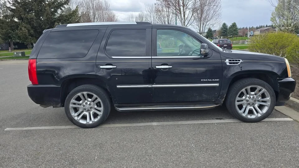 2010 Cadillac Escalade & EXT 3rd Gen - Image 13 of 20