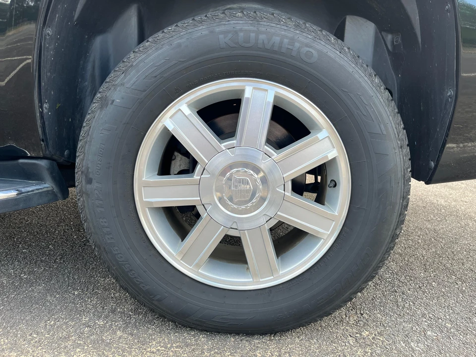 2010 Cadillac Escalade & EXT 3rd Gen - Image 19 of 31