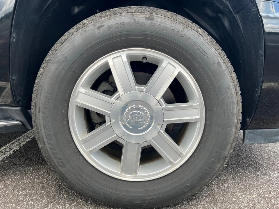 2010 Cadillac Escalade & EXT 3rd Gen - Image 21 of 31