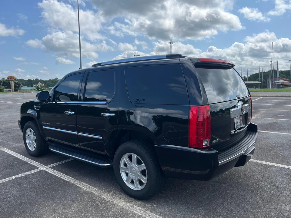 2010 Cadillac Escalade & EXT 3rd Gen - Image 7 of 31