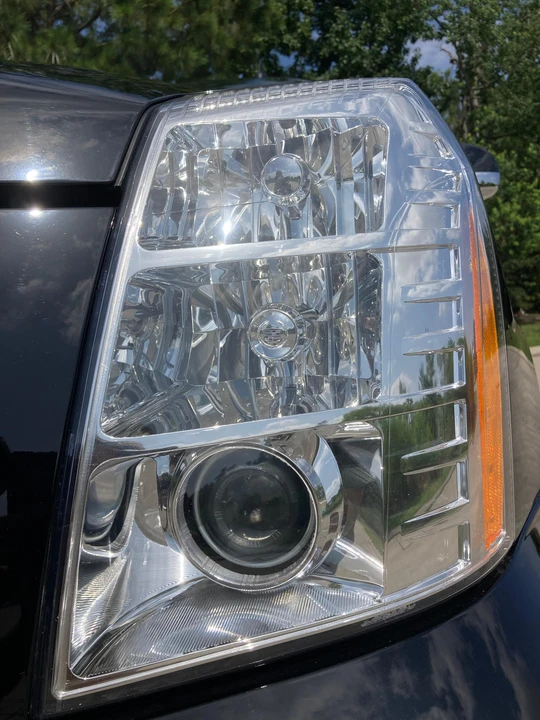 2010 Cadillac Escalade & EXT 3rd Gen - Image 28 of 31