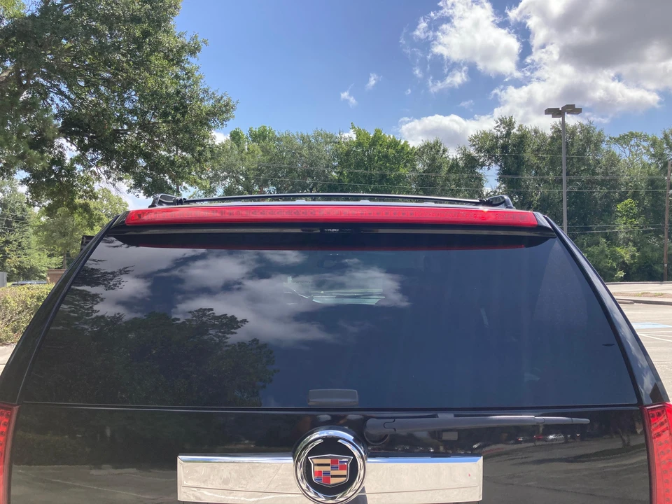 2010 Cadillac Escalade & EXT 3rd Gen - Image 31 of 31