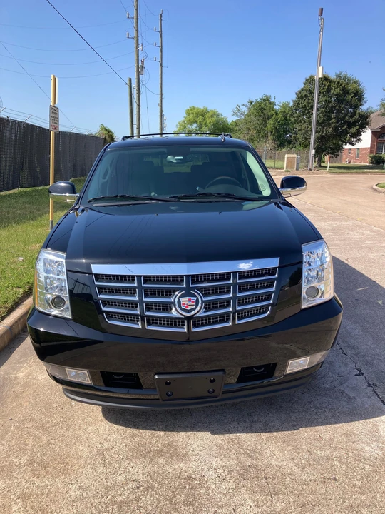 2010 Cadillac Escalade & EXT 3rd Gen - Image 7 of 31
