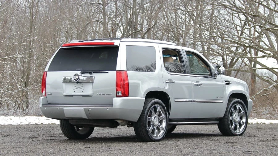 2010 Cadillac Escalade & EXT 3rd Gen - Image 3 of 16