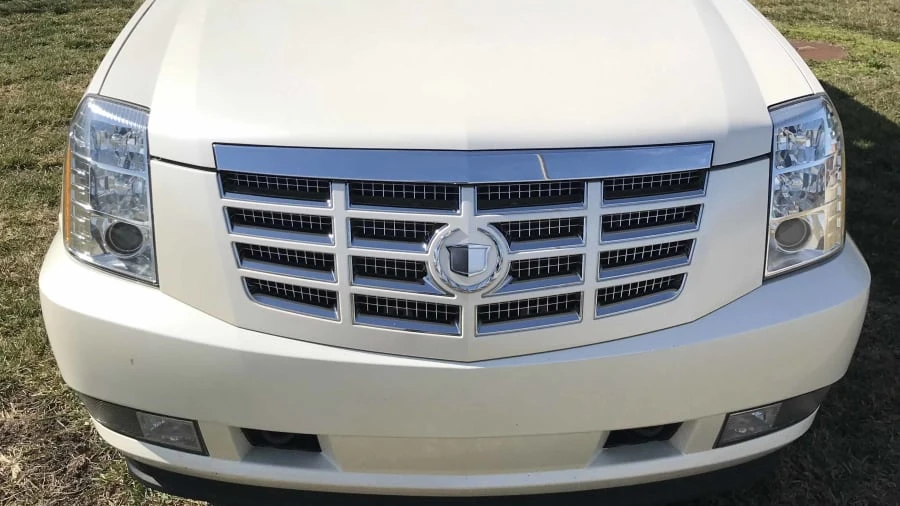 2010 Cadillac Escalade & EXT 3rd Gen - Image 11 of 13