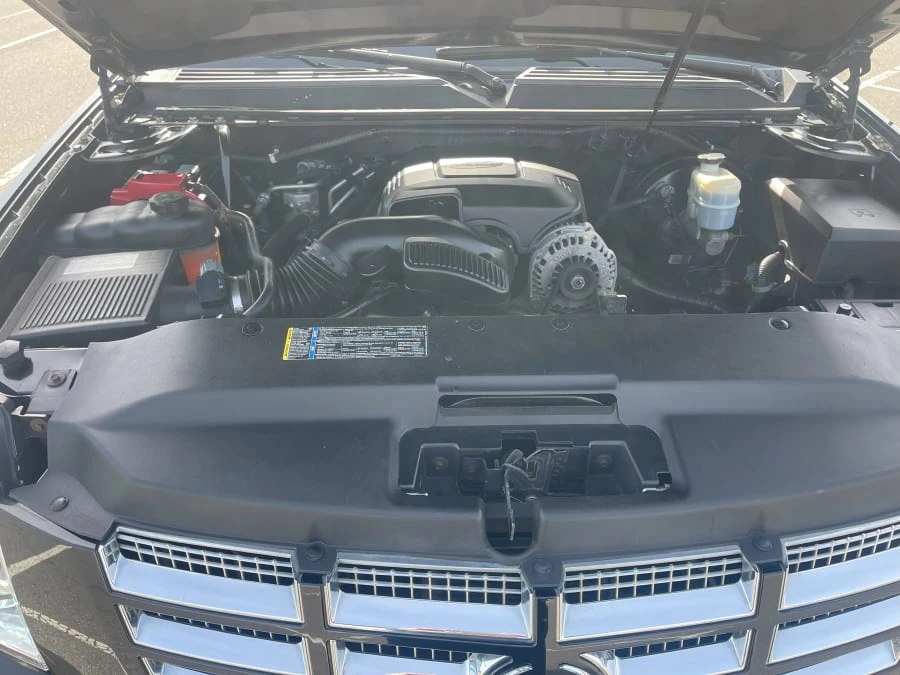 2010 Cadillac Escalade & EXT 3rd Gen - Image 15 of 18