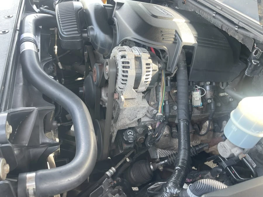 2010 Cadillac Escalade & EXT 3rd Gen - Image 18 of 18