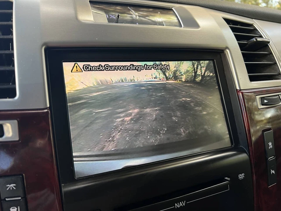 2010 Cadillac Escalade & EXT 3rd Gen - Image 18 of 21