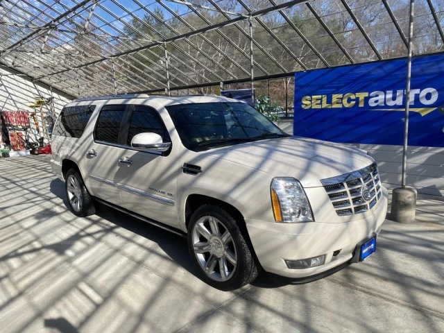 2010 Cadillac Escalade & EXT 3rd Gen - Image 3 of 21