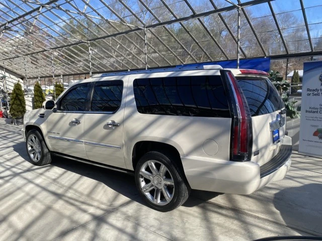 2010 Cadillac Escalade & EXT 3rd Gen - Image 13 of 21