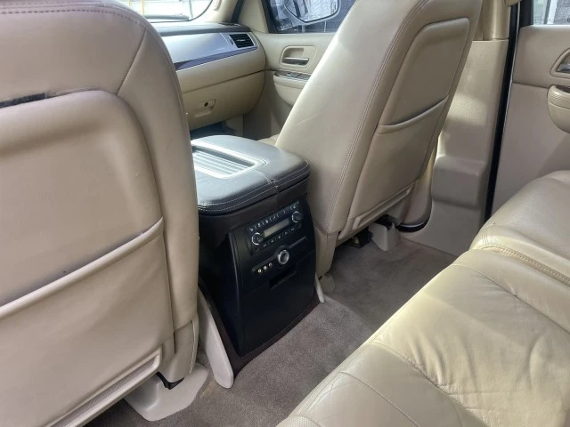 2010 Cadillac Escalade & EXT 3rd Gen - Image 20 of 21