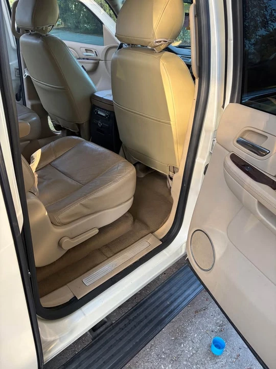 2010 Cadillac Escalade & EXT 3rd Gen - Image 8 of 11
