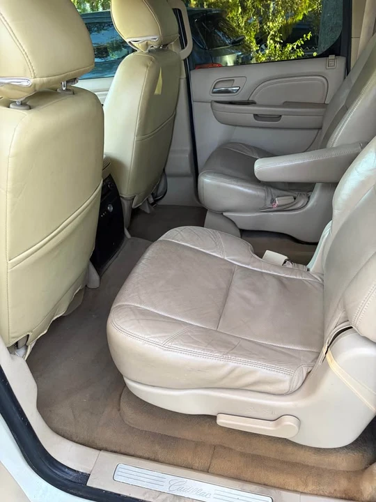 2010 Cadillac Escalade & EXT 3rd Gen - Image 10 of 11