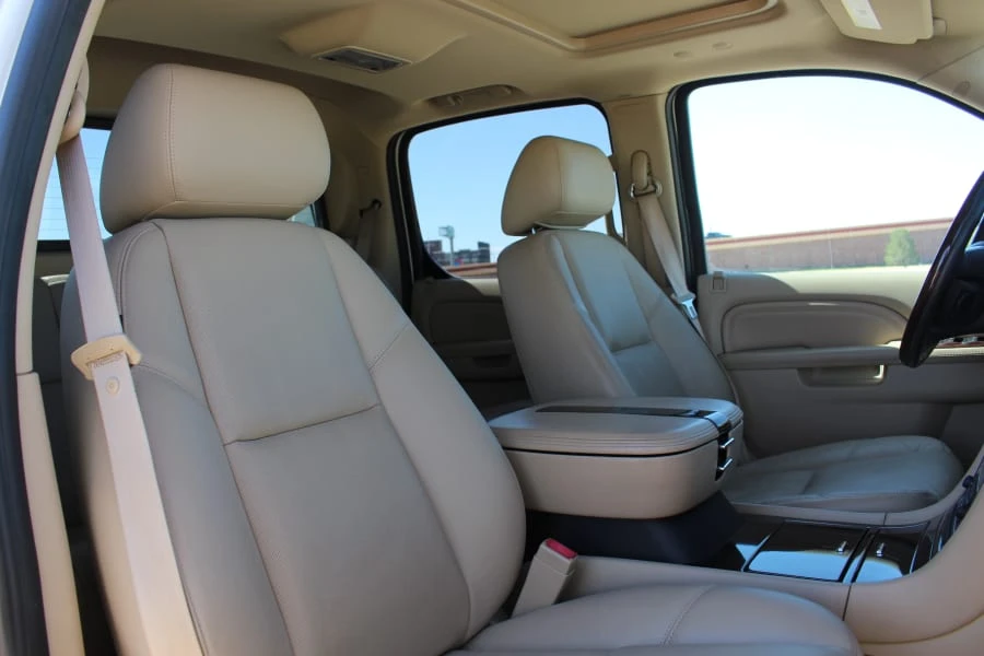2010 Cadillac Escalade & EXT 3rd Gen - Image 17 of 27