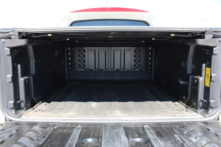 2010 Cadillac Escalade & EXT 3rd Gen - Image 27 of 27