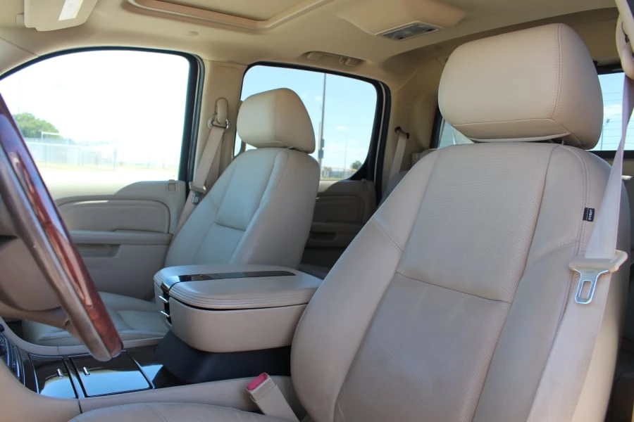 2010 Cadillac Escalade & EXT 3rd Gen - Image 15 of 27