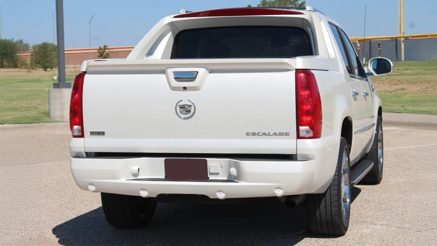 2010 Cadillac Escalade & EXT 3rd Gen - Image 3 of 27