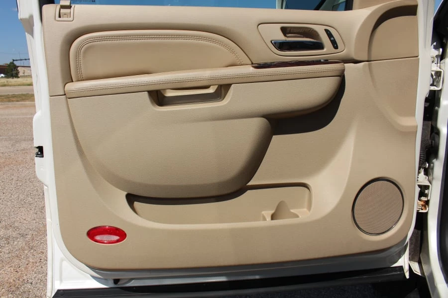 2010 Cadillac Escalade & EXT 3rd Gen - Image 22 of 27