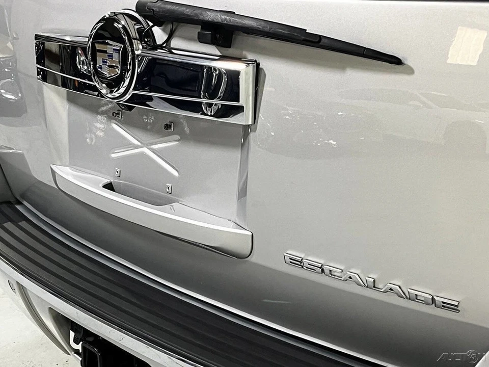 2010 Cadillac Escalade & EXT 3rd Gen - Image 9 of 21