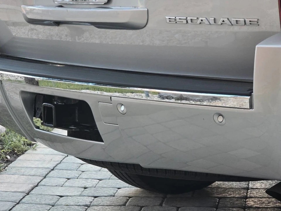 2010 Cadillac Escalade & EXT 3rd Gen - Image 9 of 21