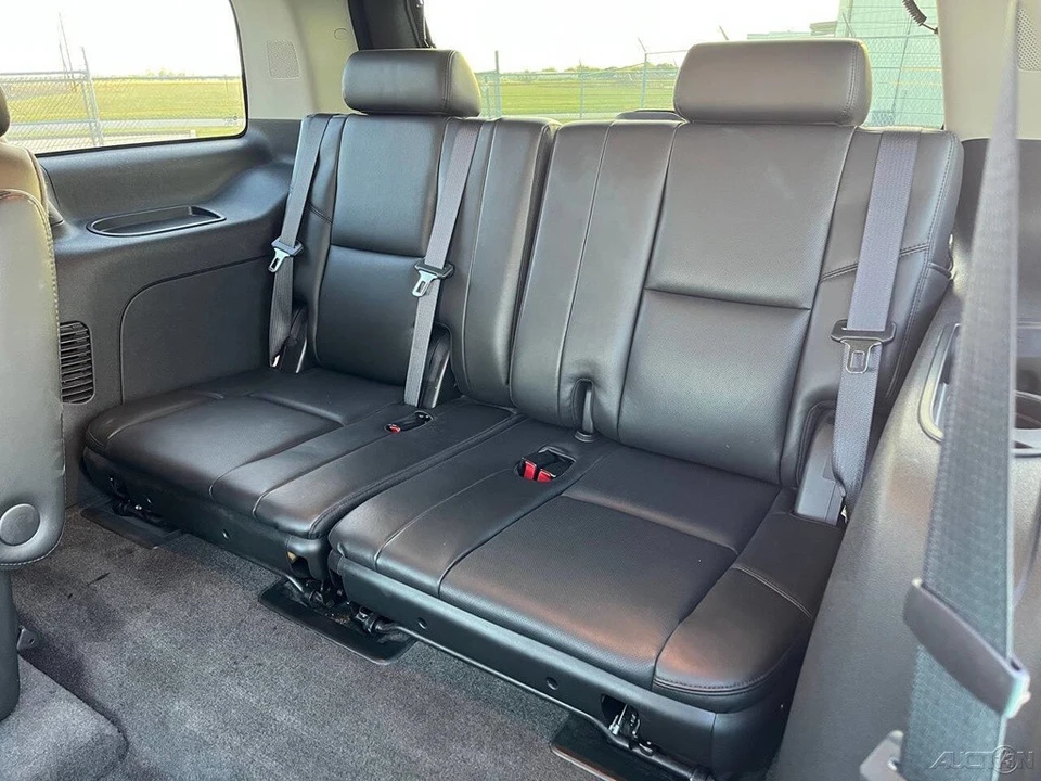2010 Cadillac Escalade & EXT 3rd Gen - Image 15 of 21