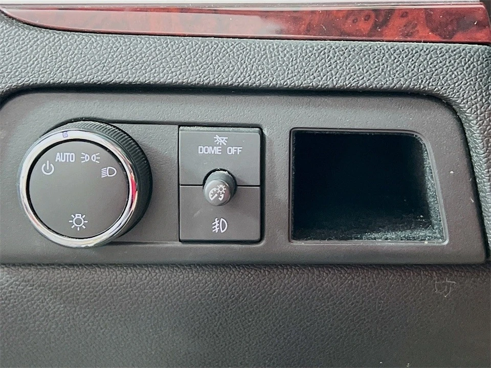 2010 Cadillac Escalade & EXT 2nd Gen - Image 11 of 12