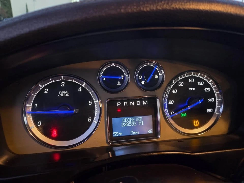2010 Cadillac Escalade & EXT 3rd Gen - Image 10 of 10