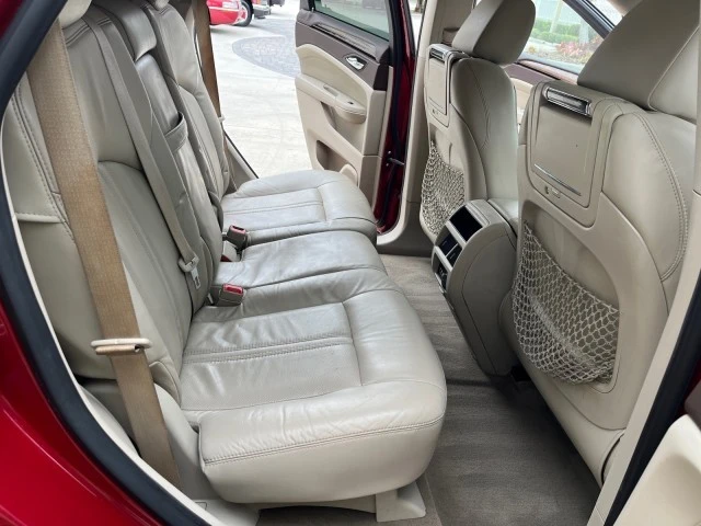 2010 Cadillac SRX - Image 16 of 21