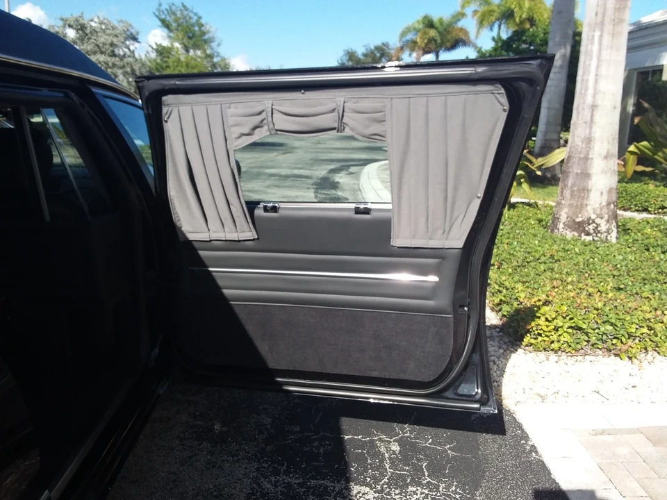 2010 Cadillac DTS - Image 17 of 21