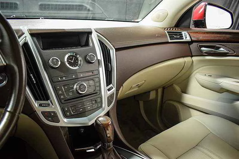2010 Cadillac SRX - Image 6 of 10