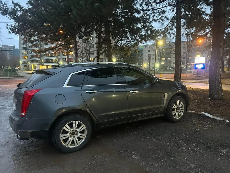 2010 Cadillac SRX - Image 3 of 7